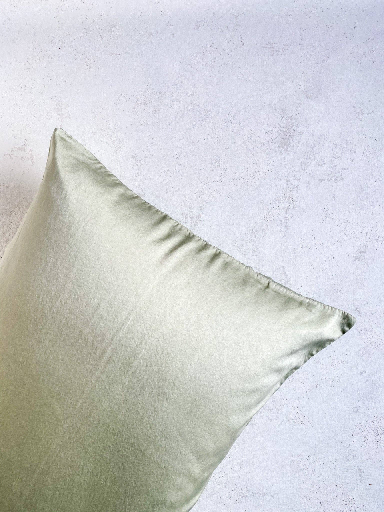 Silk Pillowcase in Sage: Standard
