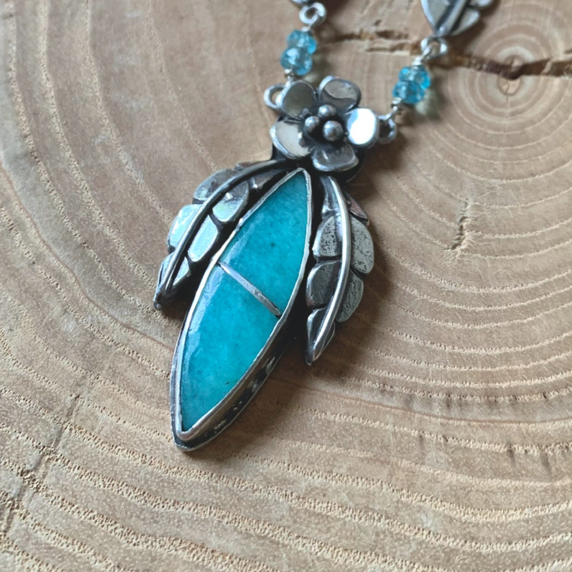Stefani Necklace - Broken Amazonite & Flower