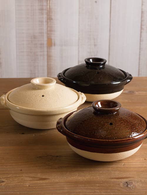 TOJIKI Iga earthenware pot Donabe 700cc: Cream