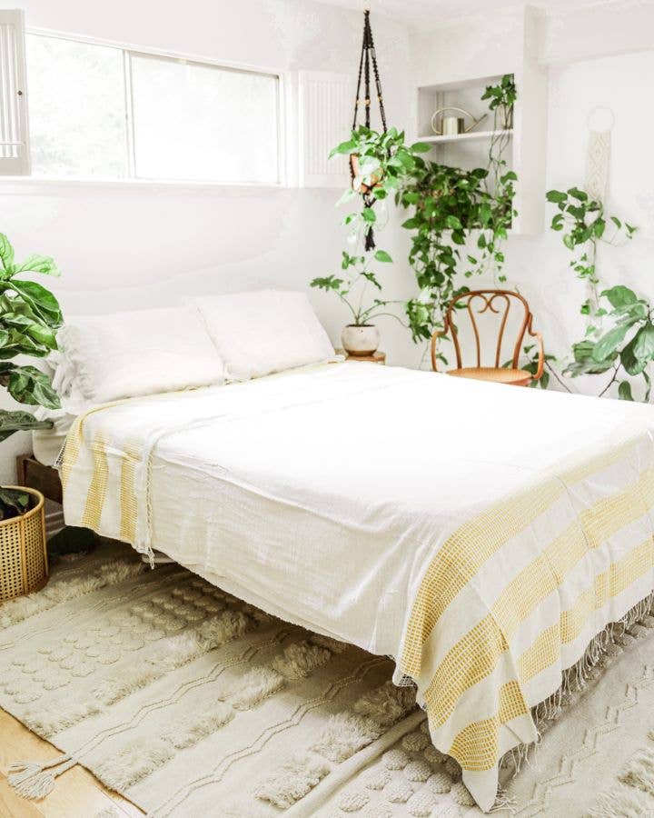 Handwoven Ethiopian Cotton Blanket/Bedspread, Natural with Gold